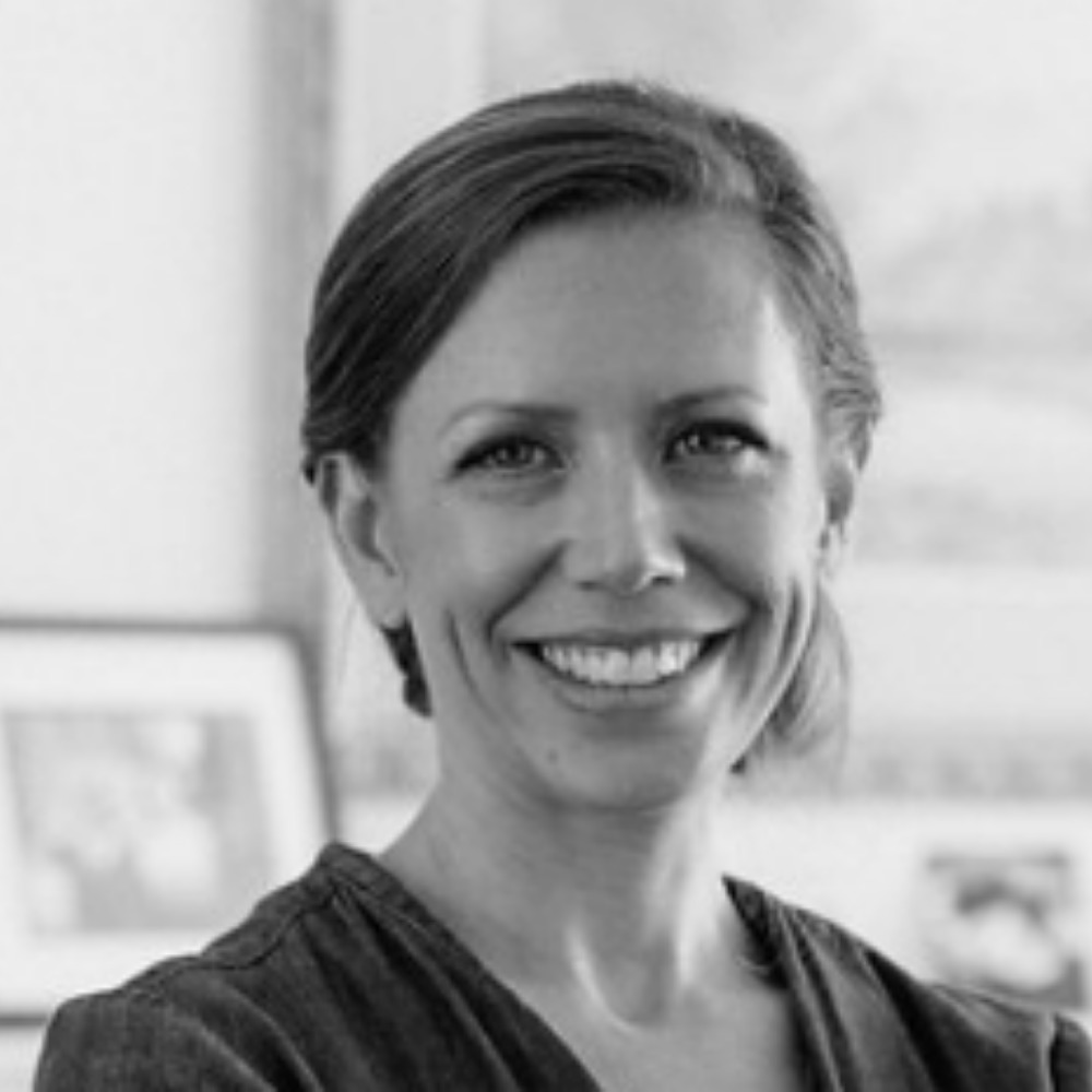 Meet your Posher, Nina